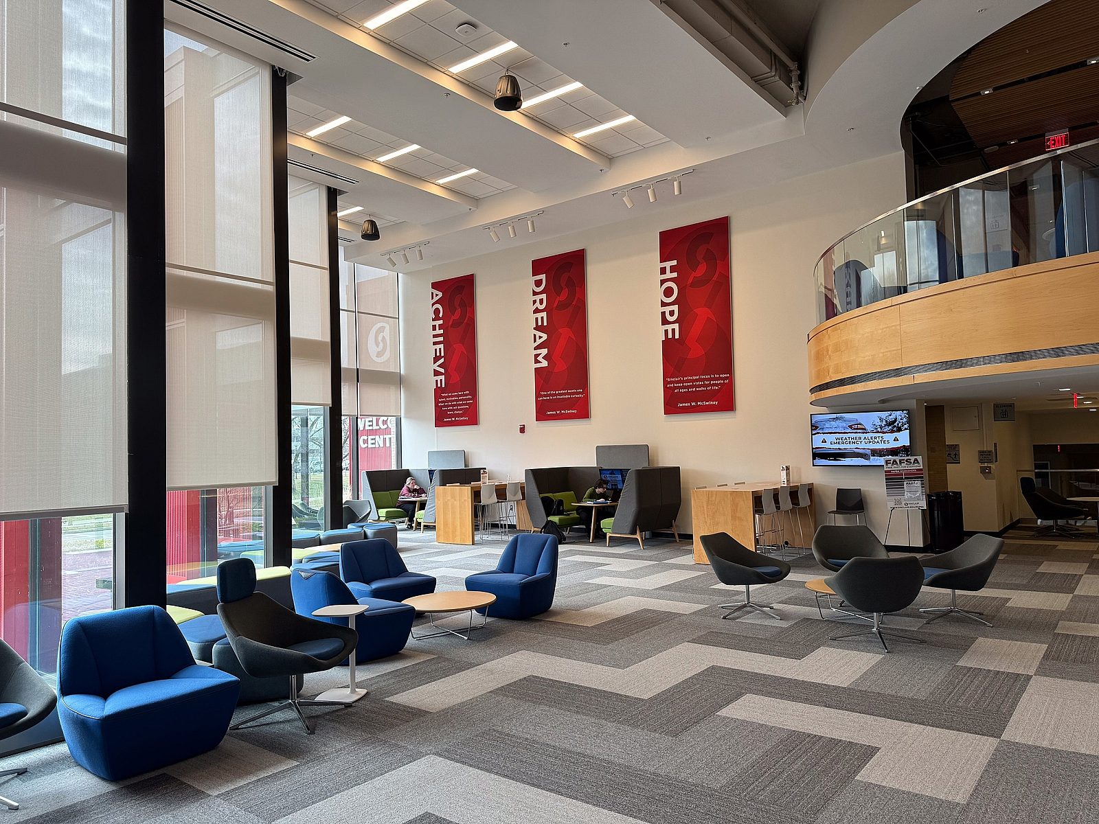 Sinclair Welcome Ctr main lobby3