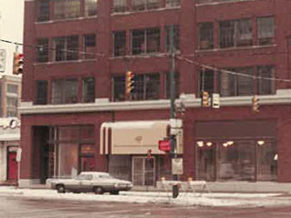 Apg Building 8Th Street